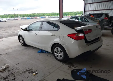 2016 Kia Forte Lx из США, поврежденный, VIN KNAFK4A62G5457918